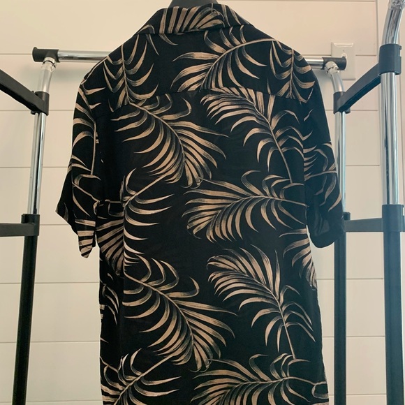 Men’s Topman Short Sleeve Button Down - Picture 2 of 3